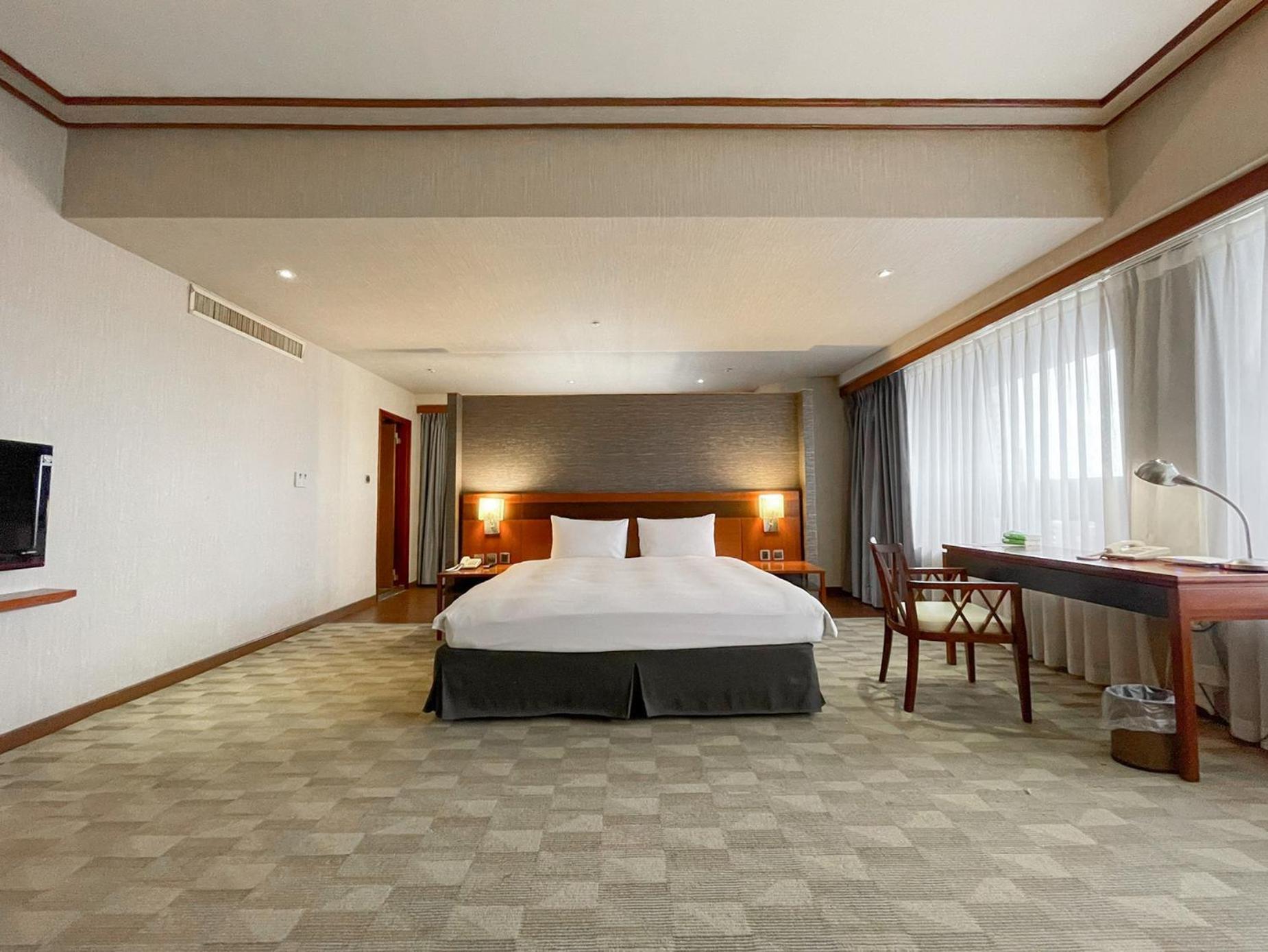 Guide Hotel Hsinchu Zhongyang エクステリア 写真